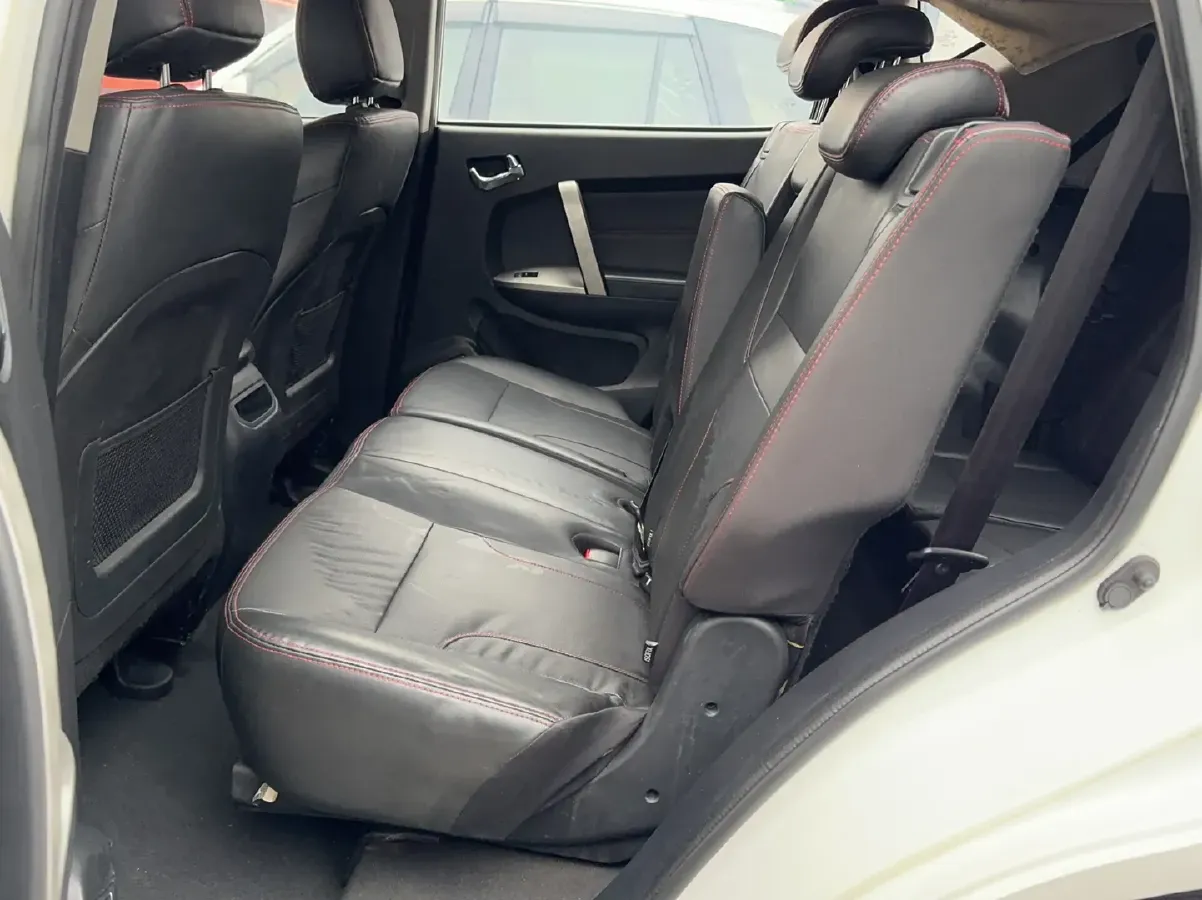 2015 Geely GX7 1.8L 139HP L4 5MT,autocango,china used car exporter,china ev exporter,chinese used car exporter,chinese used ev exporter