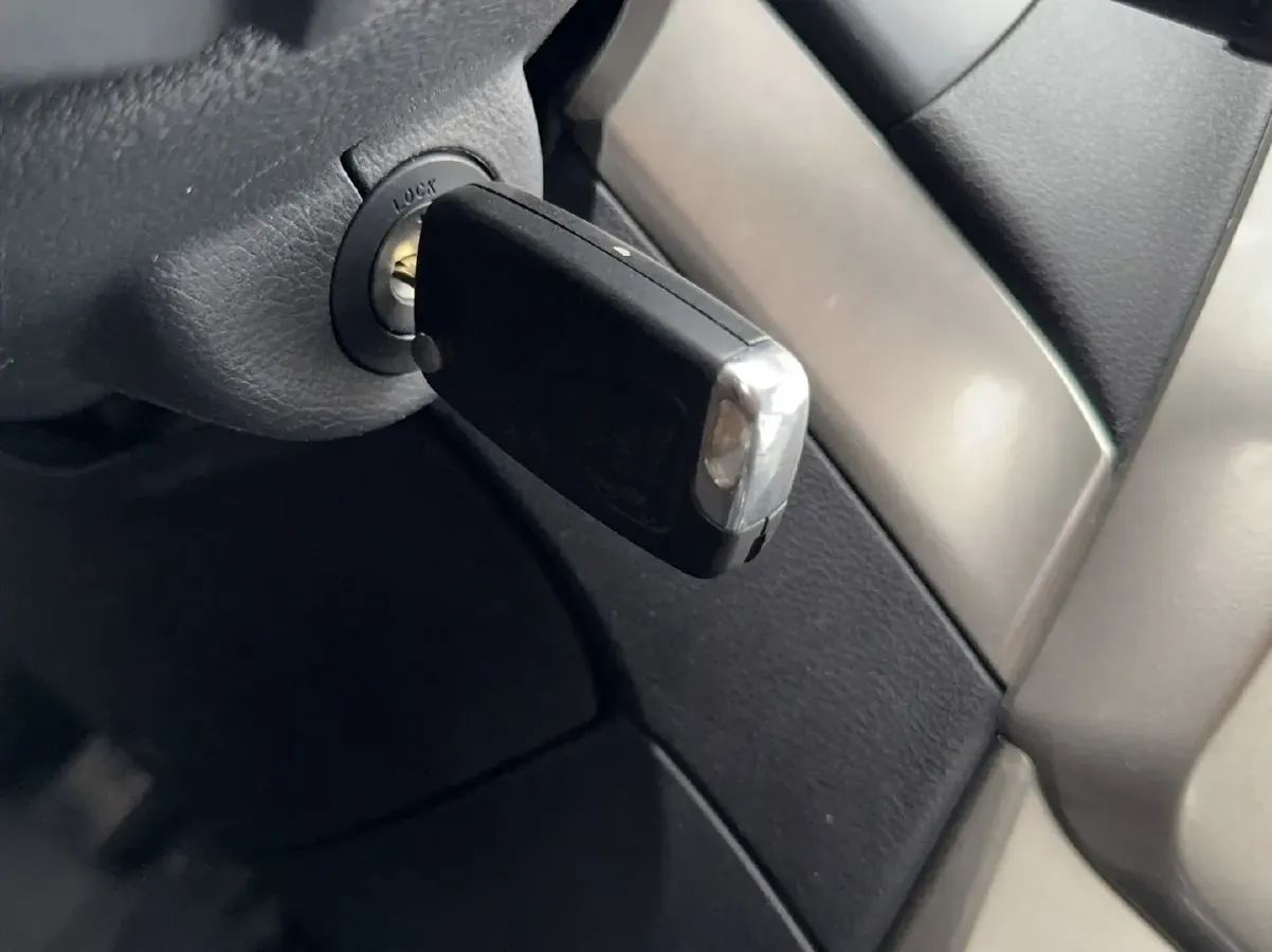 2015 Geely GX7 1.8L 139HP L4 5MT,autocango,china used car exporter,china ev exporter,chinese used car exporter,chinese used ev exporter