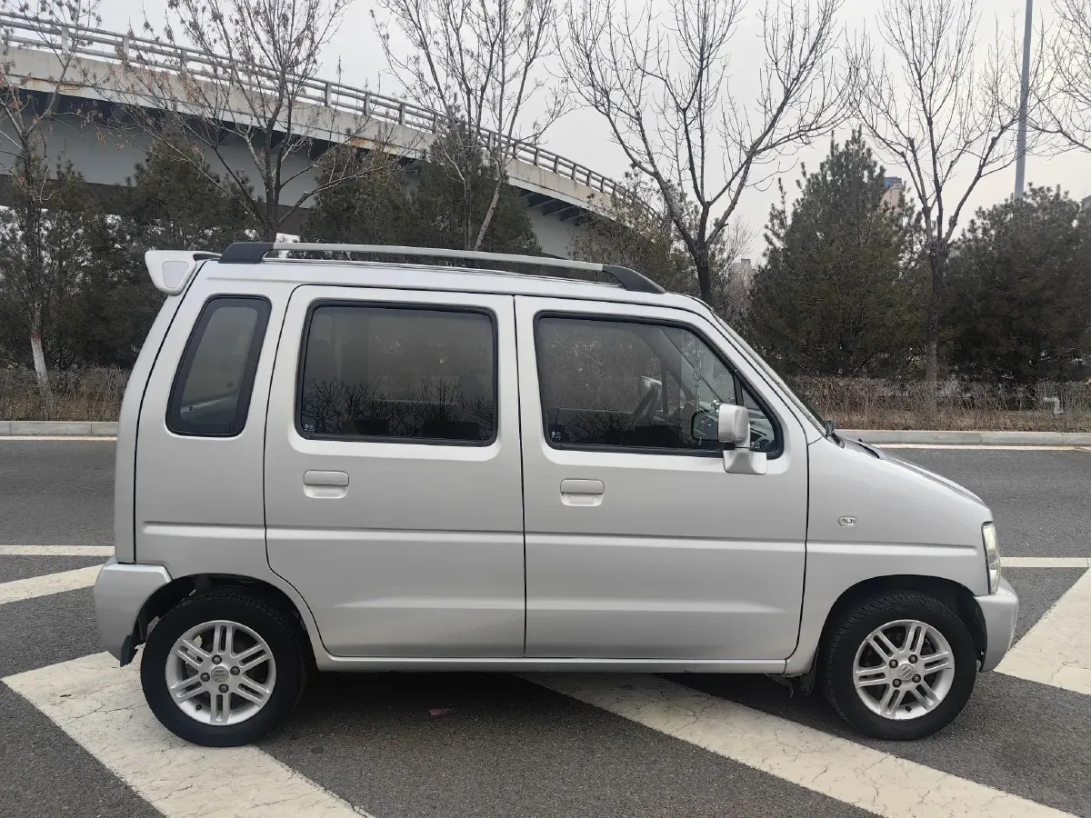 2015 Suzuki Wagon R 1.0L 60HP L4 5MT,autocango,china used car exporter,china ev exporter,chinese used car exporter,chinese used ev exporter