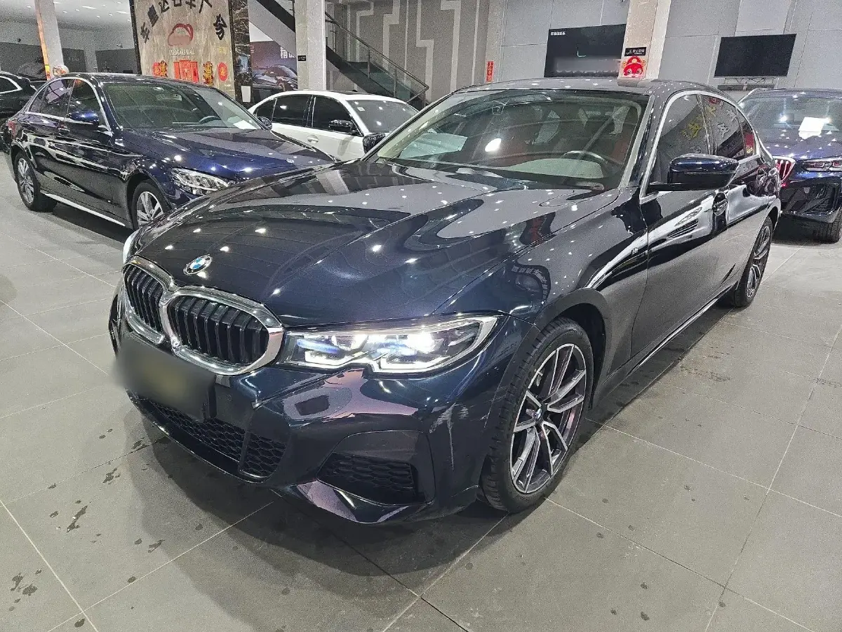 2022 BMW 3 Series 2.0T 156HP L4 8AT
