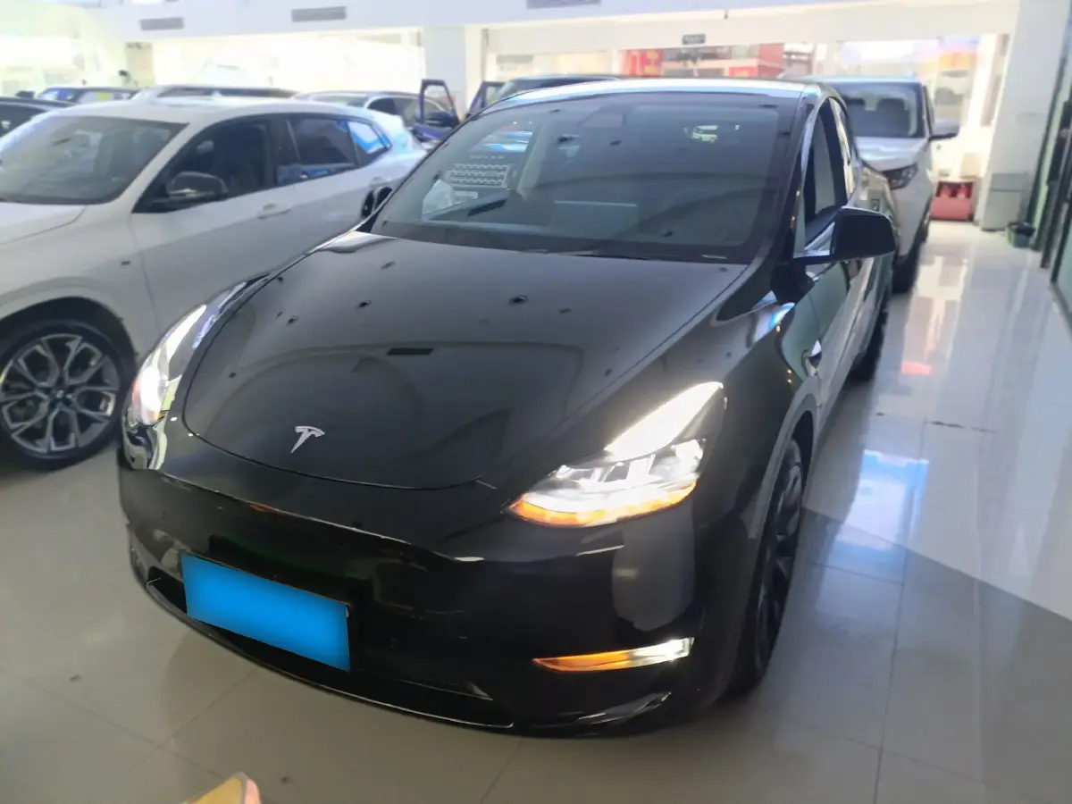 2022 Tesla Model Y BEV 60KWH