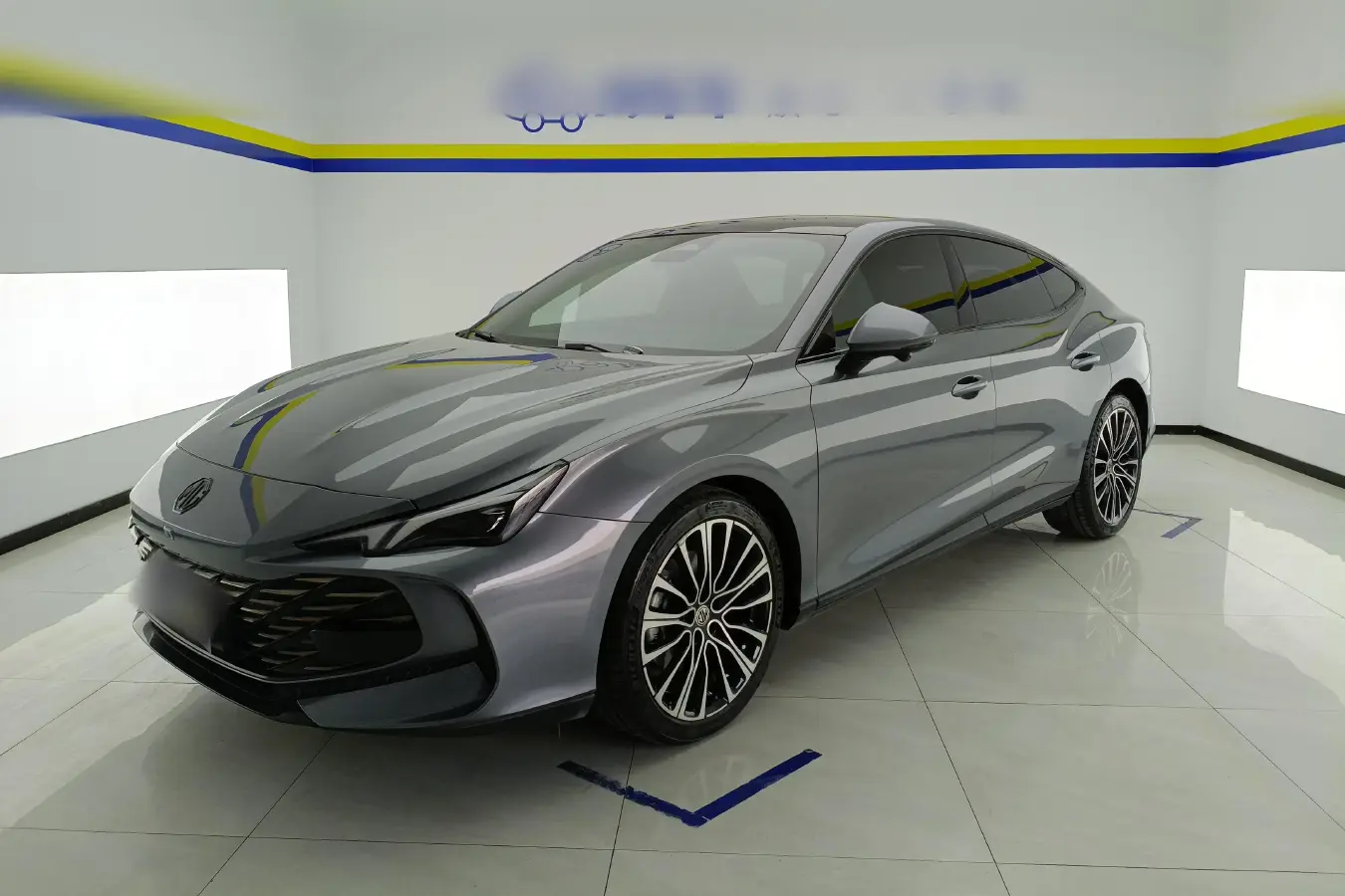 2023 MG 7 2.0T 261HP L4 9AT