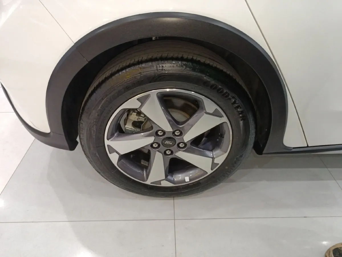 2021 Ford Focus Active 1.5T 174HP L3 8AT,autocango,china used car exporter,china ev exporter,chinese used car exporter,chinese used ev exporter