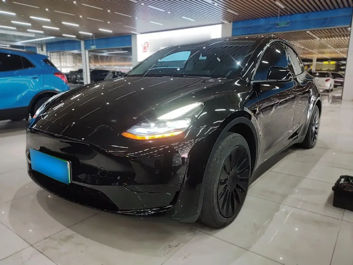 2022 Tesla Model Y BEV 60KWH