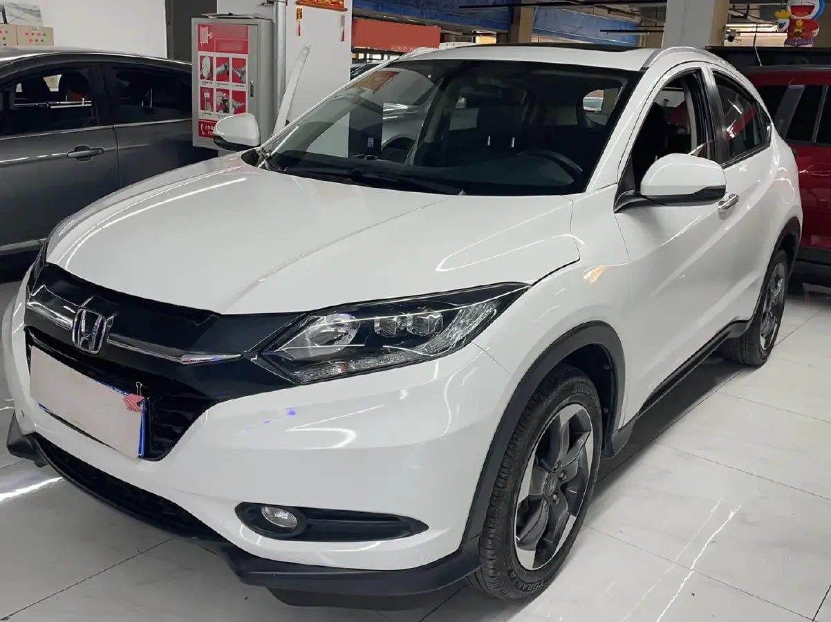2015 Honda Vezel 1.8L 136HP L4 CVT