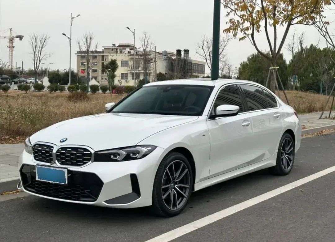 2024 BMW 3 Series 2.0T 184HP L4 8AT