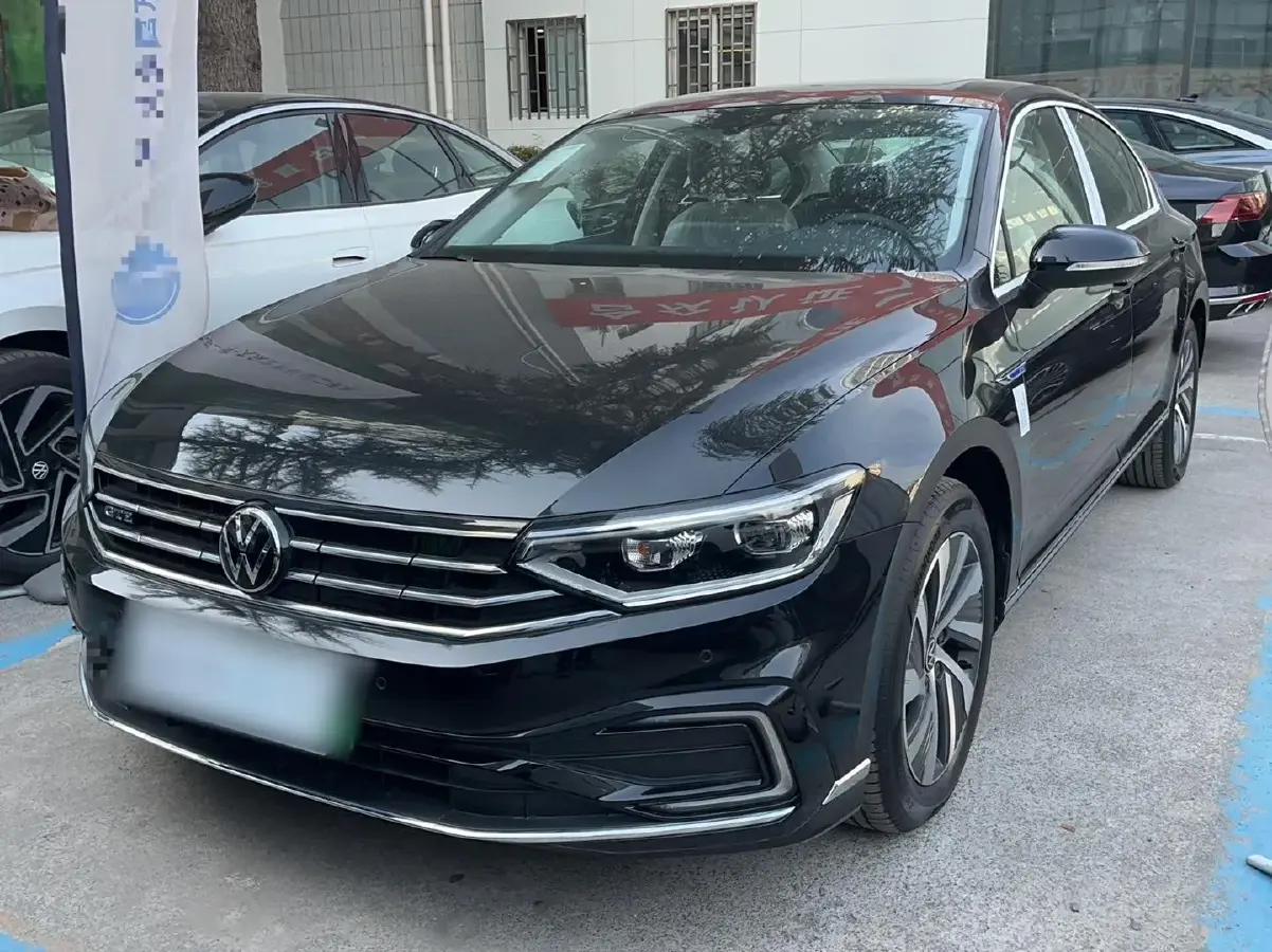 2022 Volkswagen Magotan GTE 1.4T 150HP L4 6DCT PHEV 13KWH