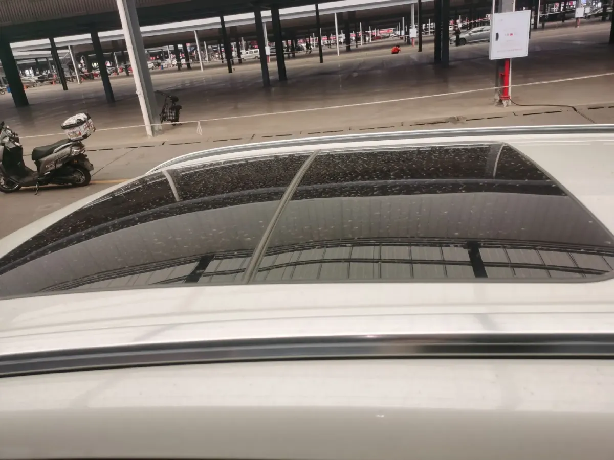 2016 Suzuki Vitara 1.4T 140HP L4 6AT,autocango,china used car exporter,china ev exporter,chinese used car exporter,chinese used ev exporter