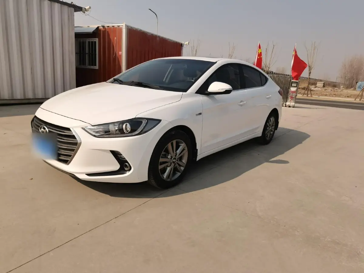 2016 Hyundai Elantra 1.4T 130HP L4 7DCT