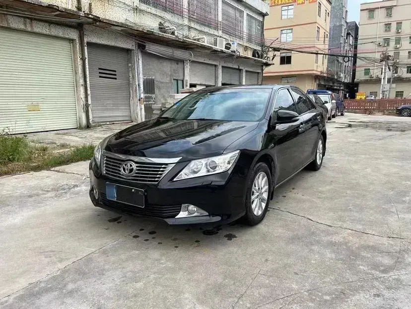 2012 Toyota Camry 2.5L 160HP L4 E-CVT Hybrid