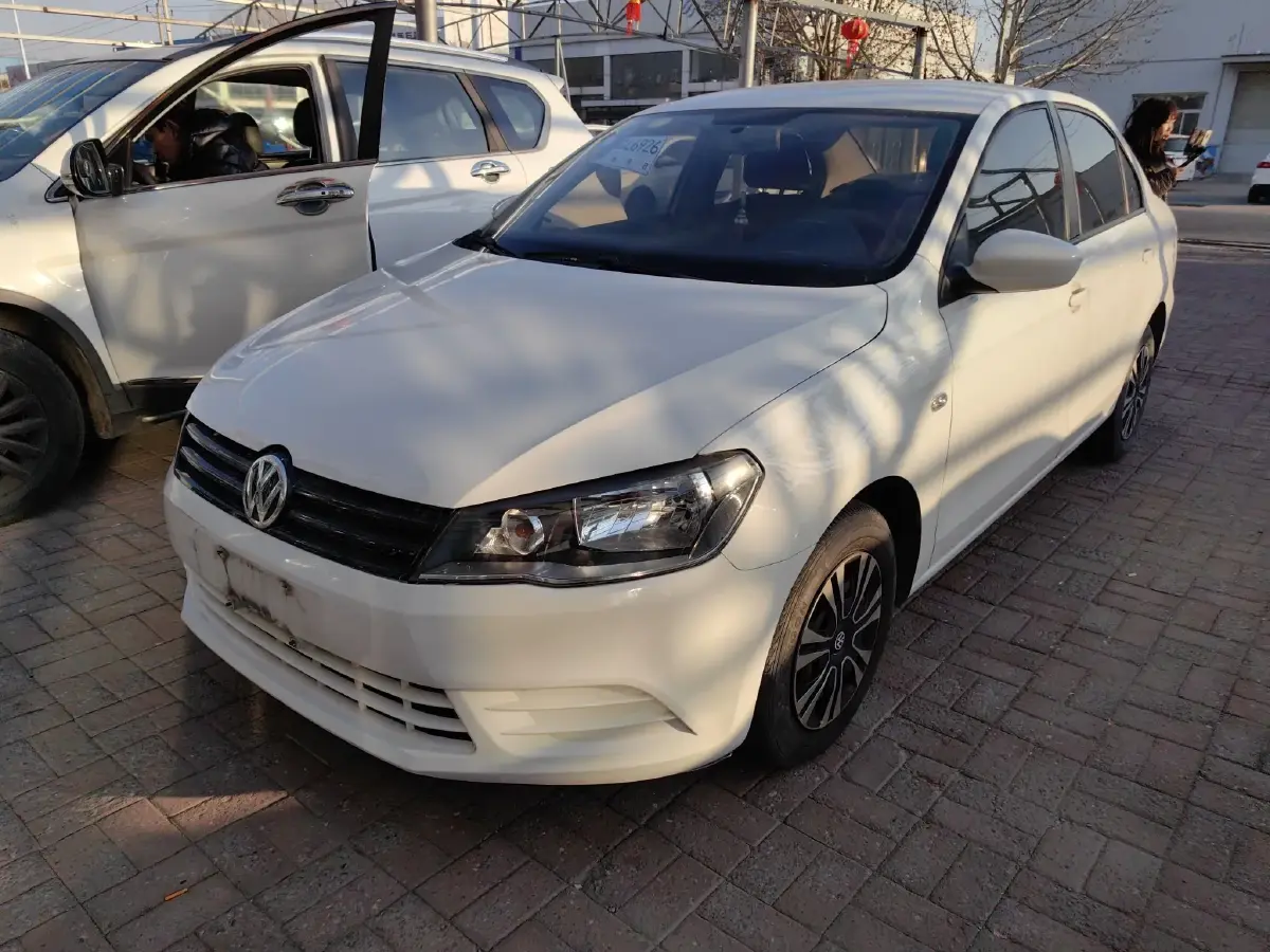 2015 Volkswagen Jetta 1.6L 110HP L4 6AT