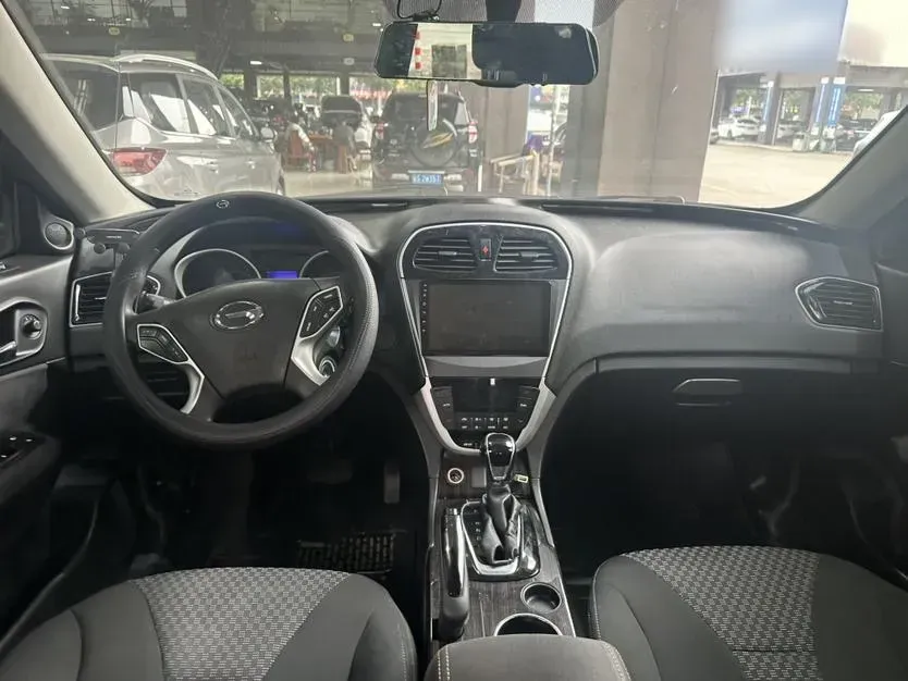 2015 GAC Trumpchi GS5 Super 1.8T 177HP L4 7DCT,autocango,china used car exporter,china ev exporter,chinese used car exporter,chinese used ev exporter