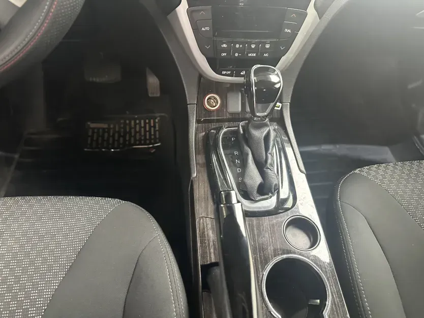 2015 GAC Trumpchi GS5 Super 1.8T 177HP L4 7DCT,autocango,china used car exporter,china ev exporter,chinese used car exporter,chinese used ev exporter