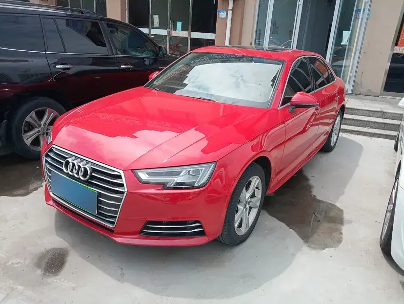 2018 Audi A4L 2.0T 190HP L4 7DCT