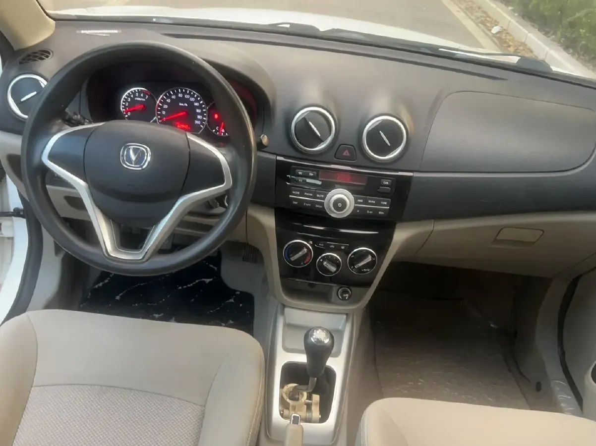 2015 ChangAn Alsvin V3 1.4L 101HP L4 5MT,autocango,china used car exporter,china ev exporter,chinese used car exporter,chinese used ev exporter