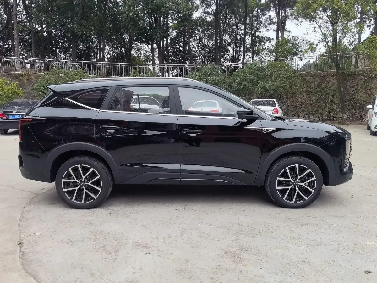 2024 JAC X8 PLUS 1.5T 184HP L4 7DCT,autocango,china used car exporter,china ev exporter,chinese used car exporter,chinese used ev exporter