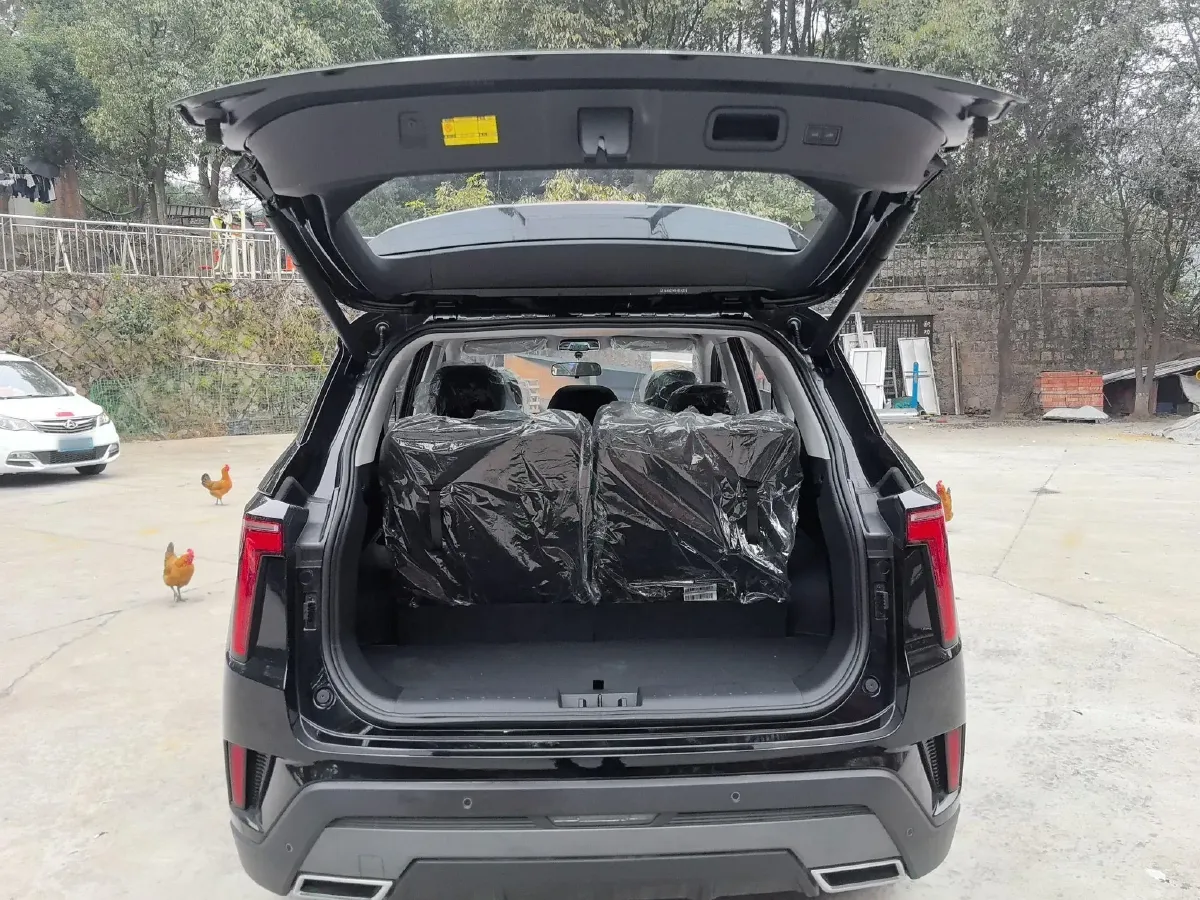 2024 JAC X8 PLUS 1.5T 184HP L4 7DCT,autocango,china used car exporter,china ev exporter,chinese used car exporter,chinese used ev exporter