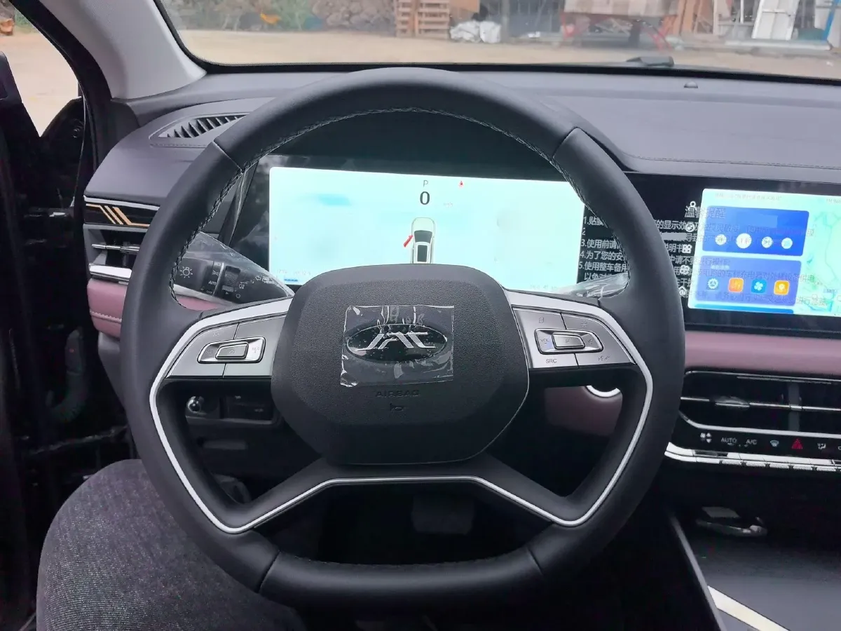 2024 JAC X8 PLUS 1.5T 184HP L4 7DCT,autocango,china used car exporter,china ev exporter,chinese used car exporter,chinese used ev exporter