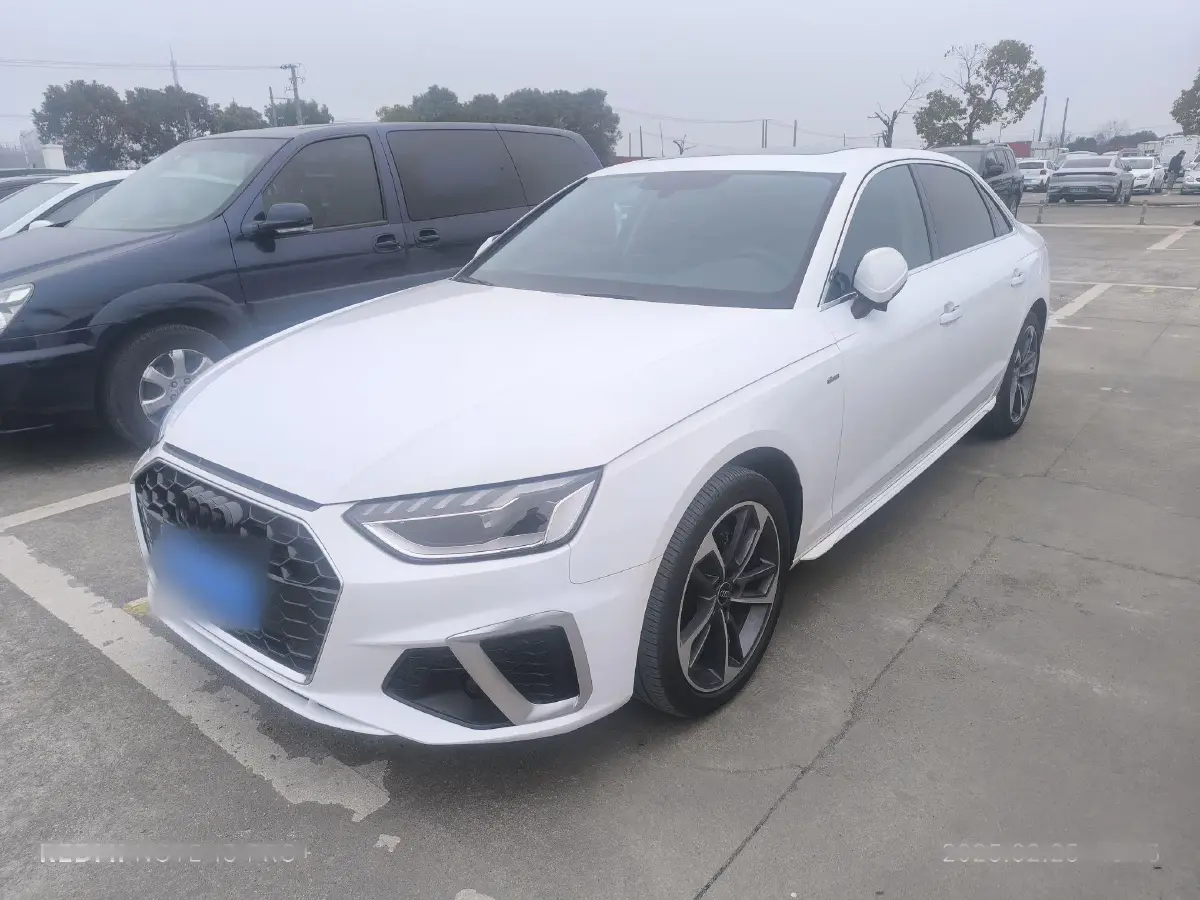 2024 Audi A4L 2.0T 190HP L4 7DCT