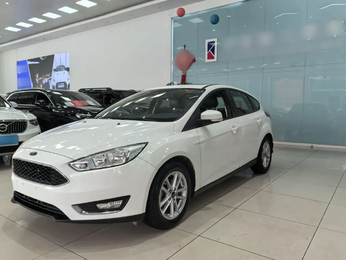 2017 Ford Focus 1.6L 125HP L4 6DCT