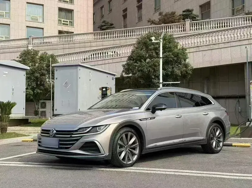 2021 Volkswagen CC 2.0T 220HP L4 7DCT