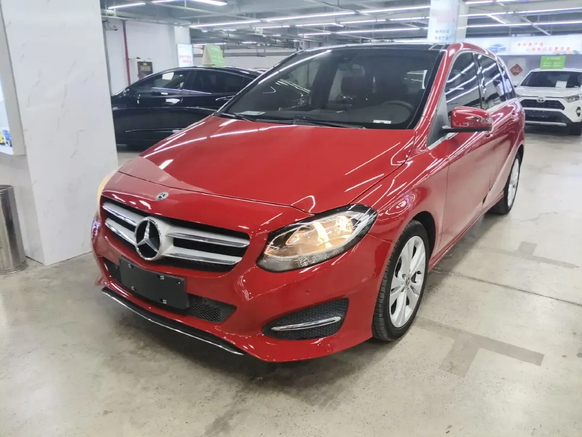 2017 Mercedes-Benz B Class 1.6T 156HP L4 7DCT