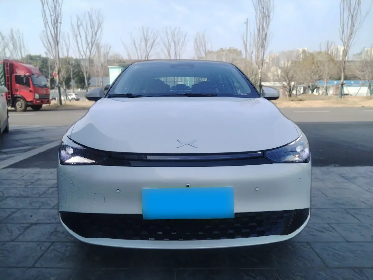 2024 Xpeng P5 BEV 55.4KWH