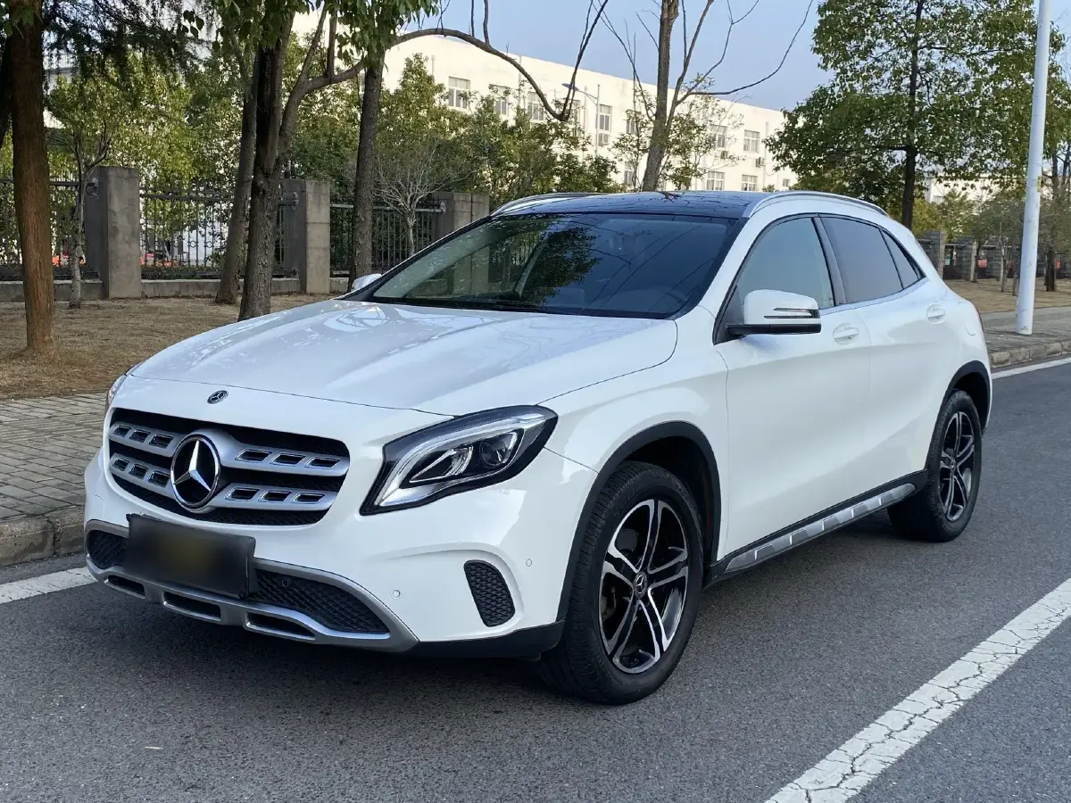 2018 Mercedes-Benz GLA Class 1.6T 156HP L4 7DCT
