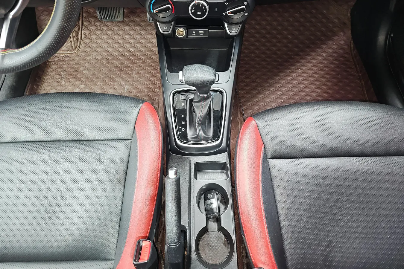 2018 Kia KX Cross 1.6L 123HP L4 6AT,autocango,china used car exporter,china ev exporter,chinese used car exporter,chinese used ev exporter