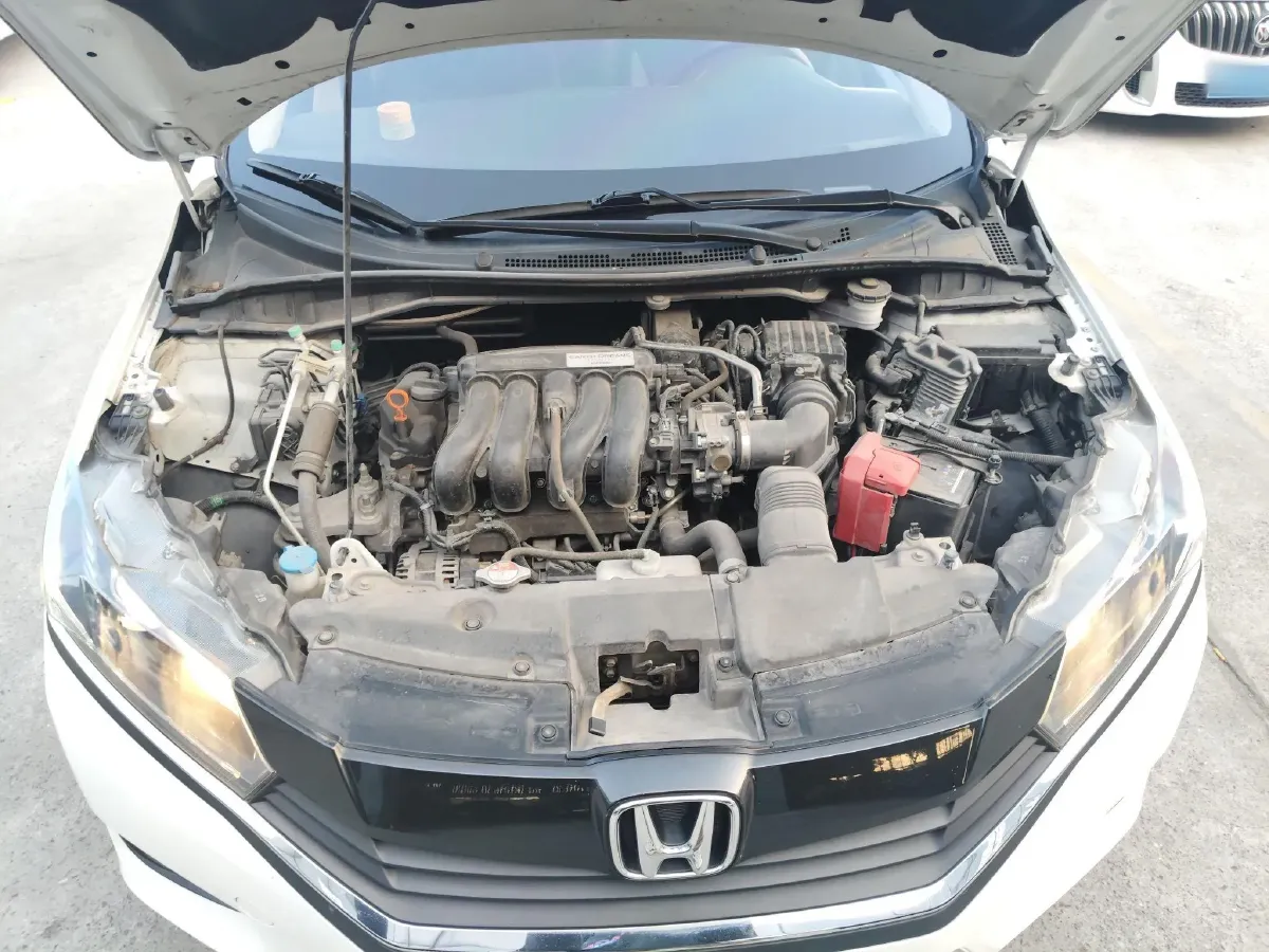 2016 Honda Greiz 1.5L 131HP L4 5MT,autocango,china used car exporter,china ev exporter,chinese used car exporter,chinese used ev exporter