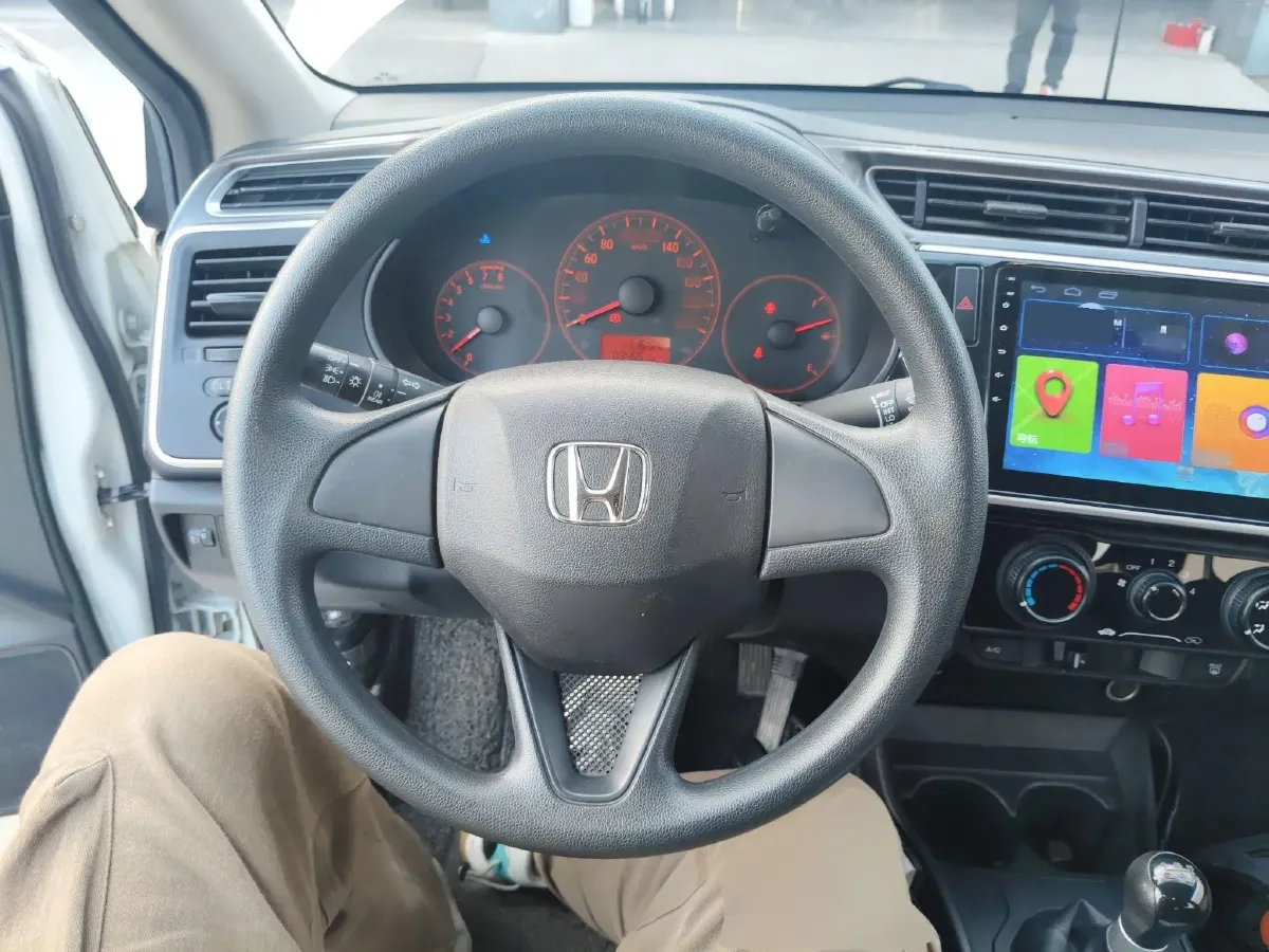 2016 Honda Greiz 1.5L 131HP L4 5MT,autocango,china used car exporter,china ev exporter,chinese used car exporter,chinese used ev exporter