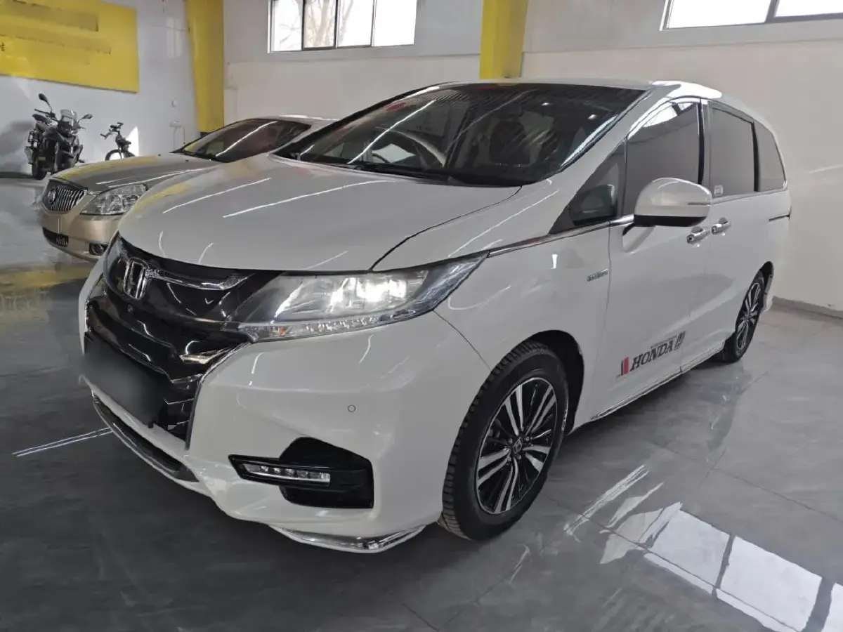 2019 Honda Odyssey 2.0L 146HP L4 E-CVT Hybrid