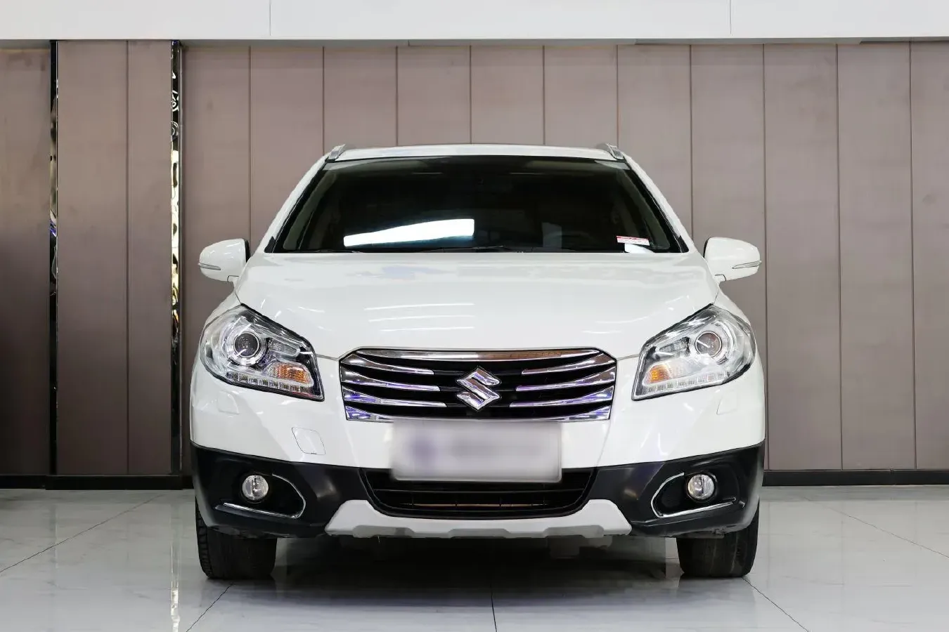 2015 Suzuki S-cross 1.6L 122HP L4 CVT,autocango,china used car exporter,china ev exporter,chinese used car exporter,chinese used ev exporter