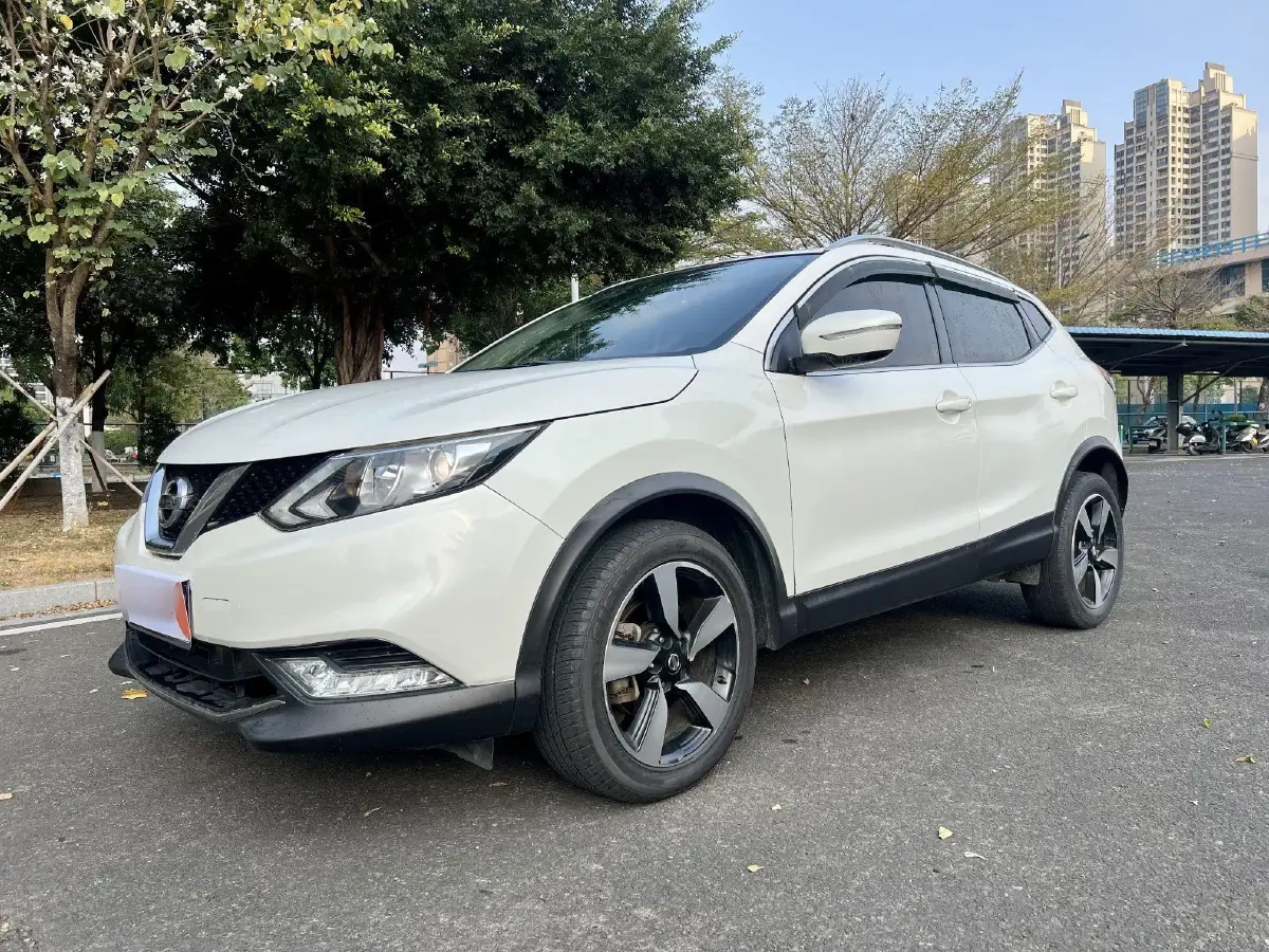 2017 Nissan Qashqai 2.0L 150HP L4 CVT