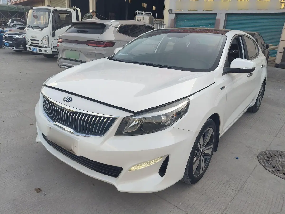 2019 Kia Cachet 1.8L 143HP L4 6AT