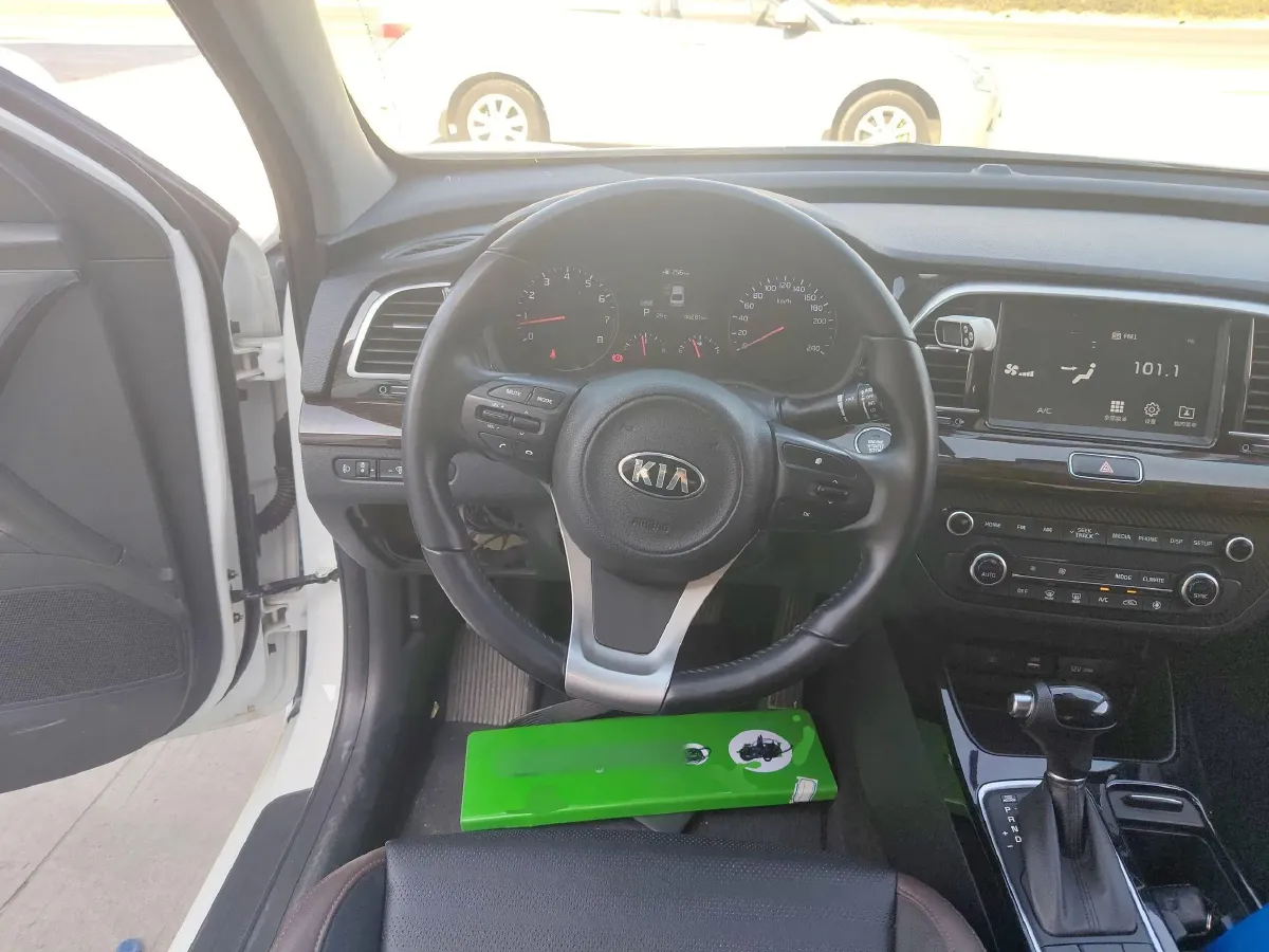 2019 Kia Cachet 1.8L 143HP L4 6AT,autocango,china used car exporter,china ev exporter,chinese used car exporter,chinese used ev exporter