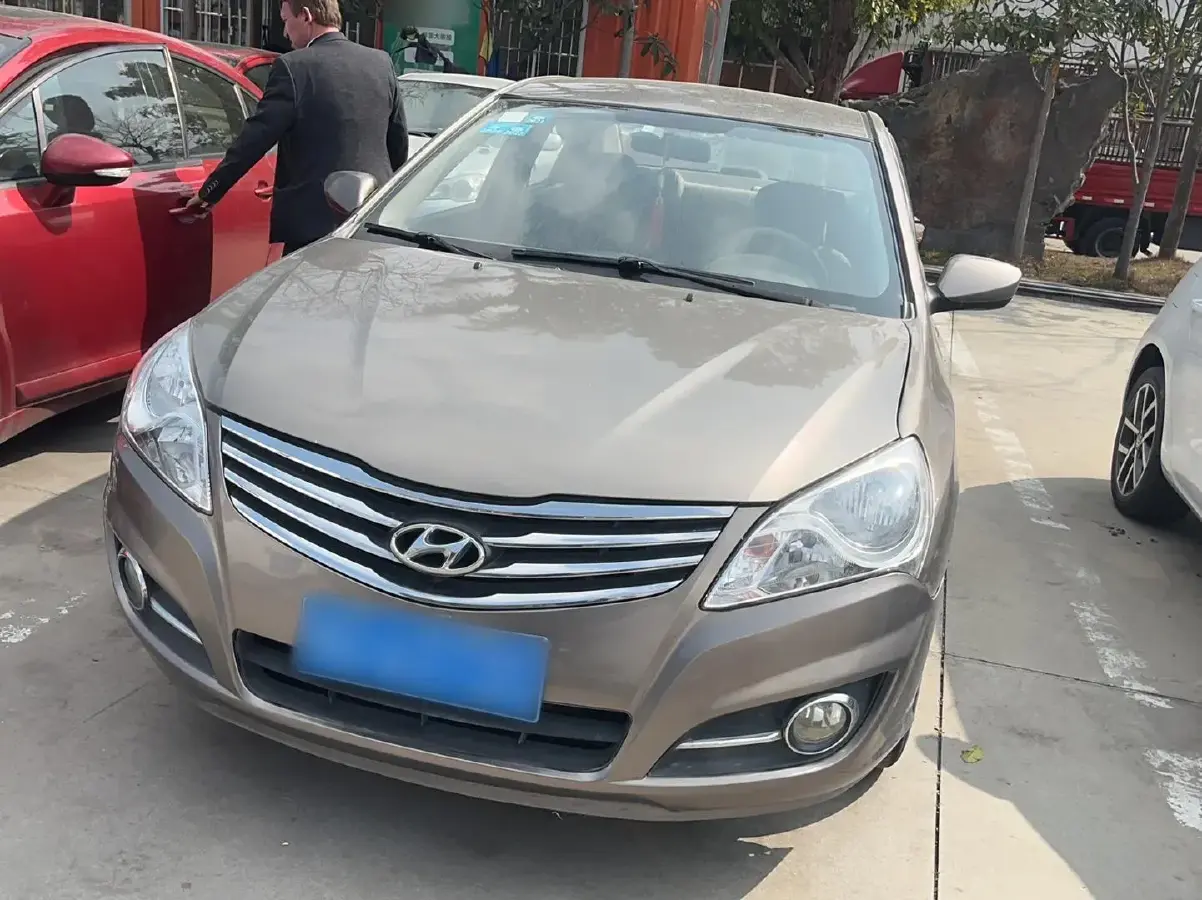 2011 Hyundai Celesta 1.6L 123HP L4 5MT