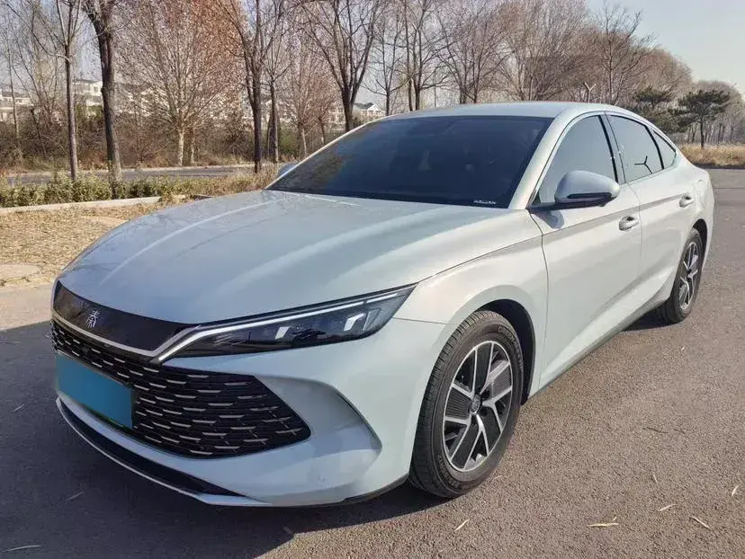 2024 BYD QinL 1.5L 101HP L4 E-CVT PHEV 15.87KWH