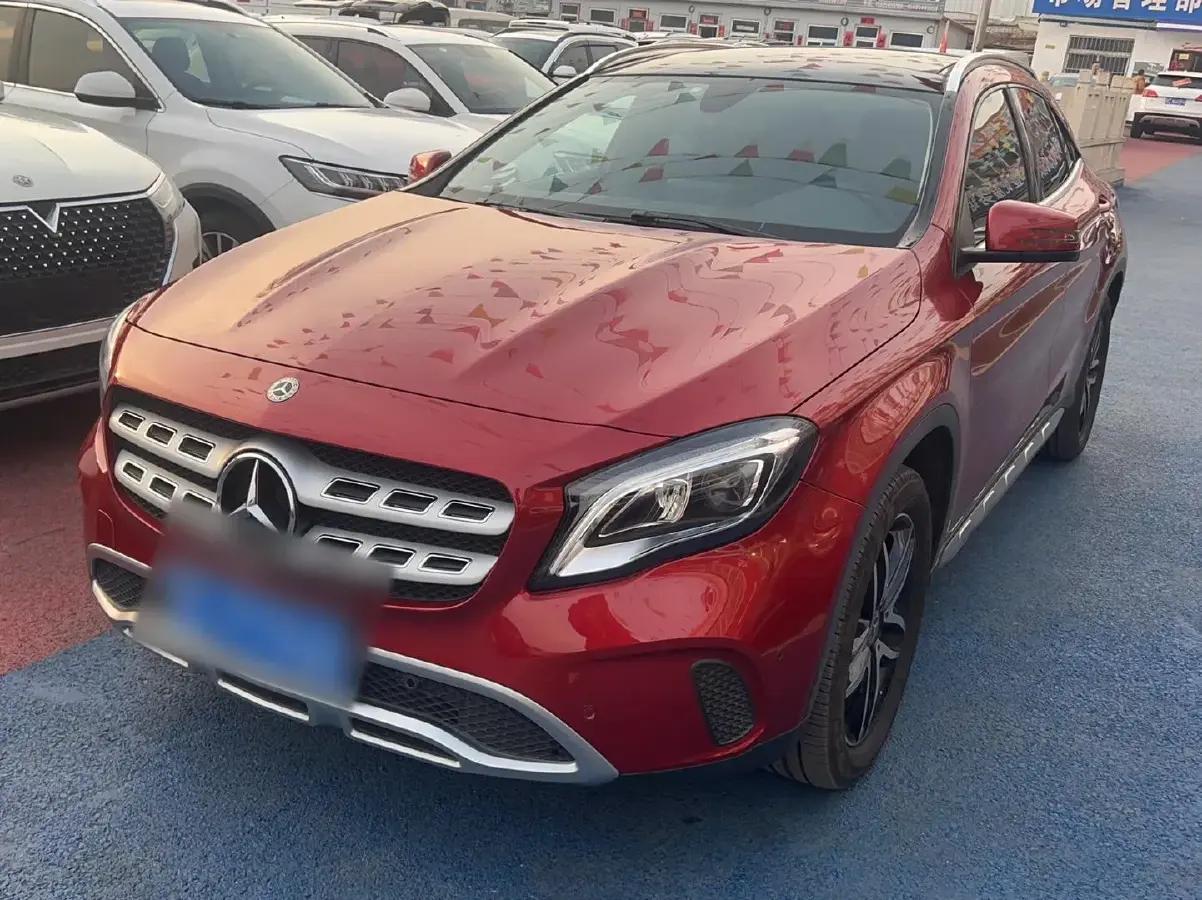 2017 Mercedes-Benz GLA Class 1.6T 156HP L4 7DCT