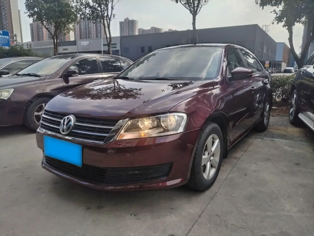 2013 Volkswagen Lavida 1.6L 110HP L4 6AT