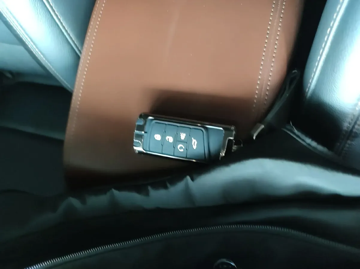 2017 GAC Trumpchi GS7 1.8T 188HP L4 6AT,autocango,china used car exporter,china ev exporter,chinese used car exporter,chinese used ev exporter