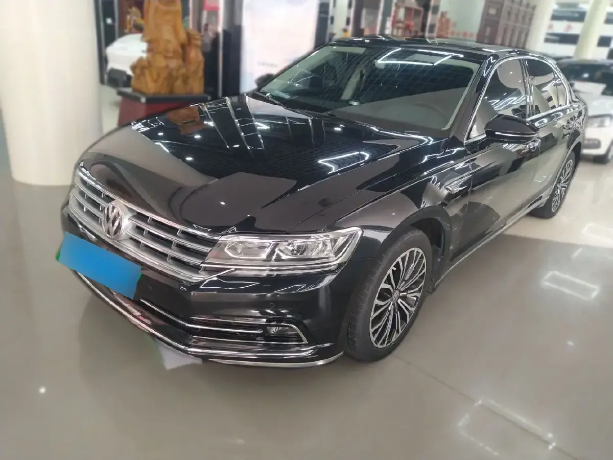 2018 Volkswagen Phideon 2.0T 224HP L4 7DCT