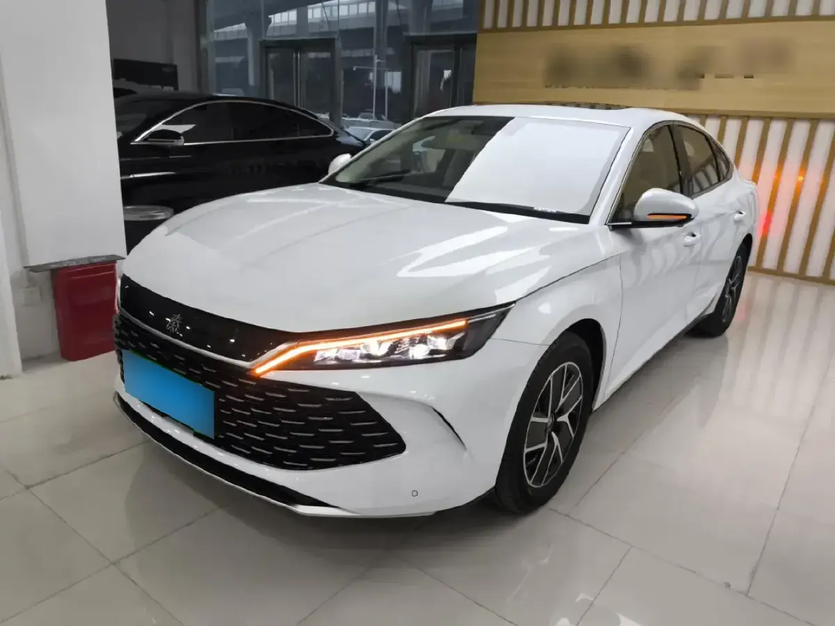 2024 BYD QinL 1.5L 101HP L4 E-CVT PHEV 15.87KWH