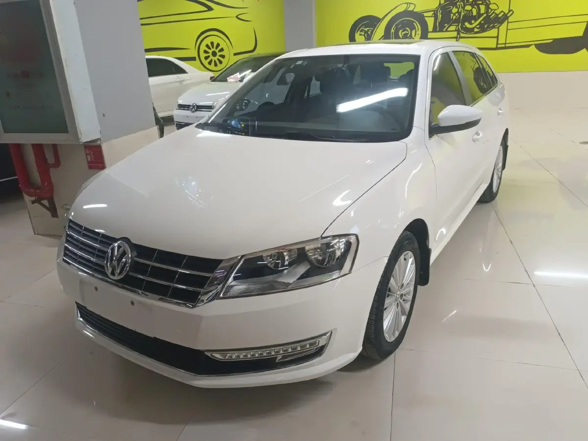 2013 Volkswagen Gran Lavida 1.4T 131HP L4 7DCT