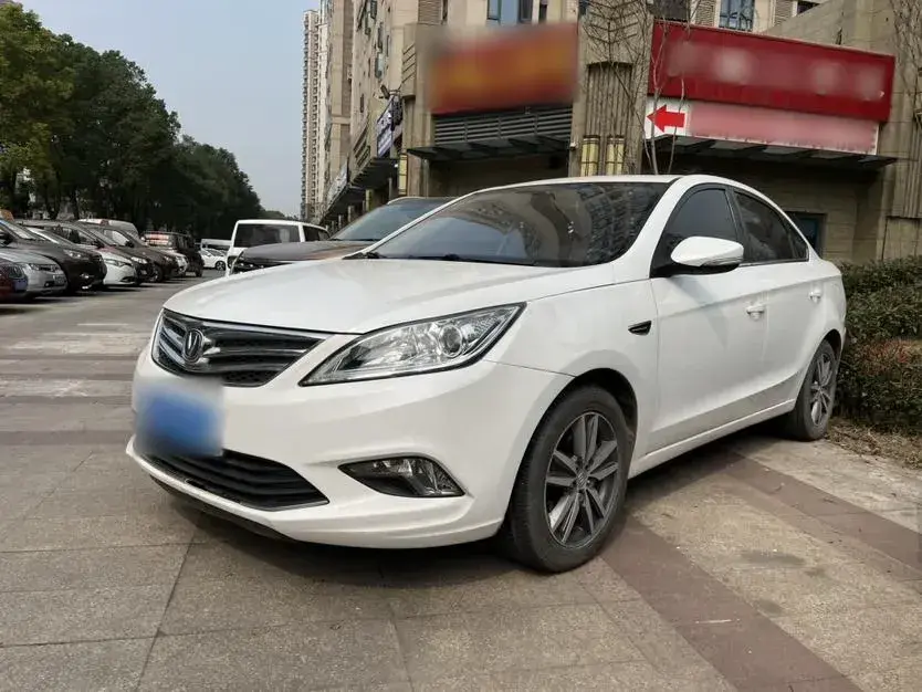 2015 ChangAn Eado 1.6L 125HP L4 4AT