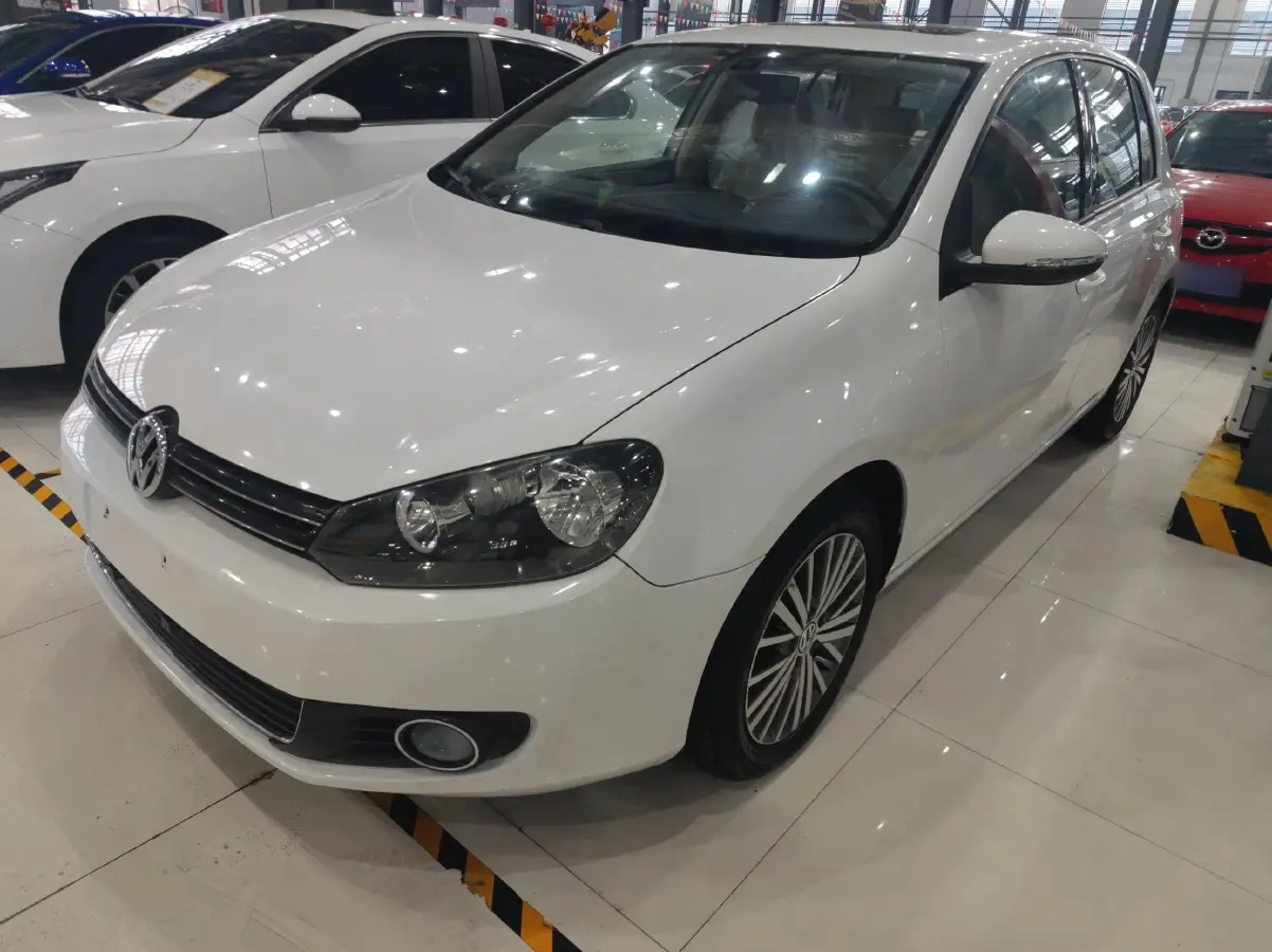 2012 Volkswagen Golf 1.4T 131HP L4 7DCT