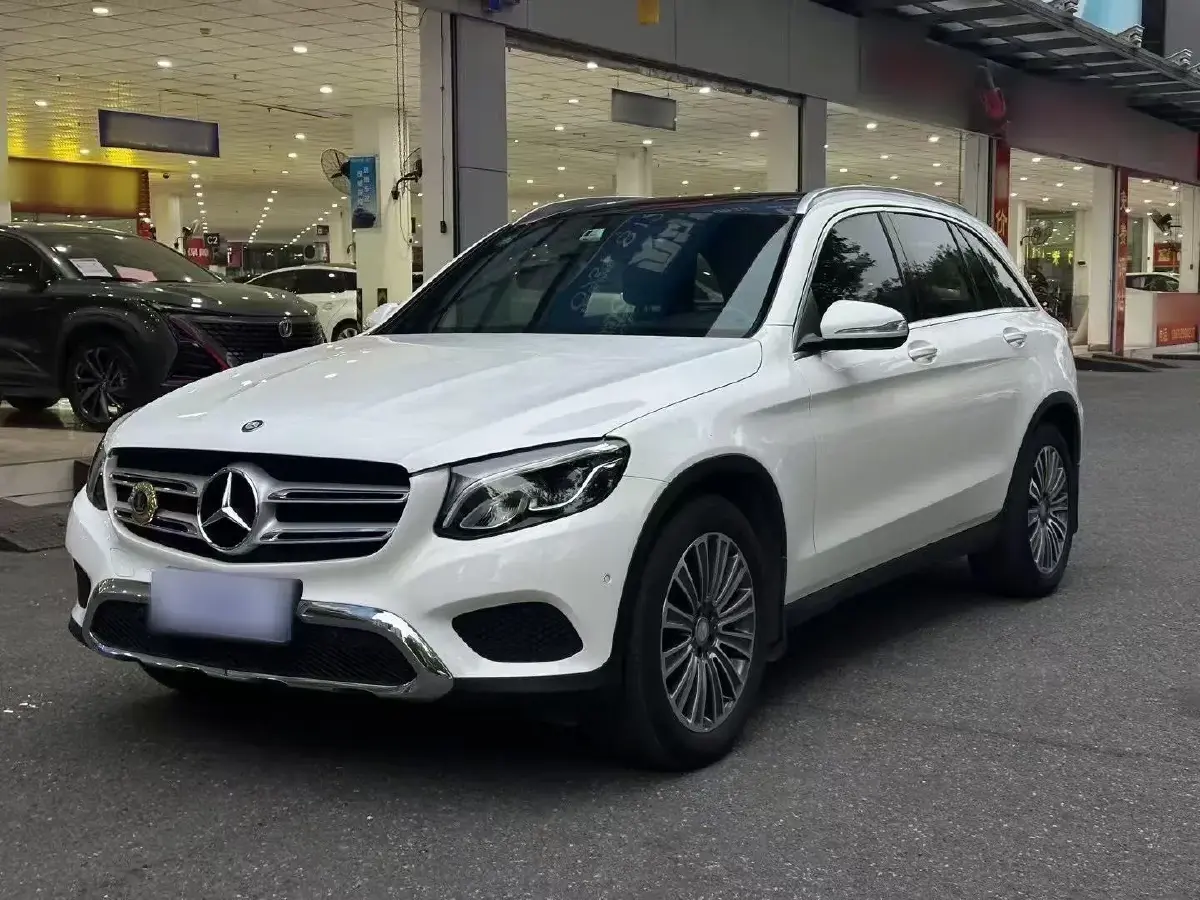 2016 Mercedes-Benz GLC Class 2.0T 211HP L4 9AT