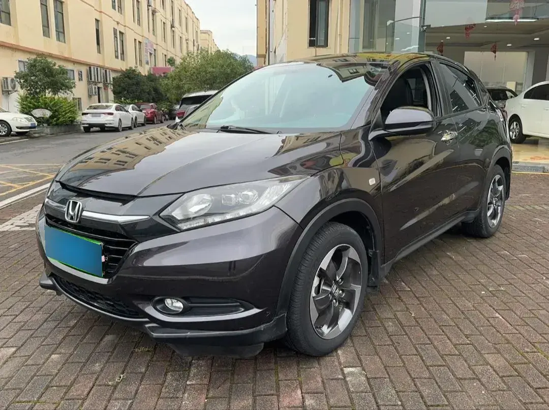 2017 Honda Vezel 1.8L 136HP L4 CVT