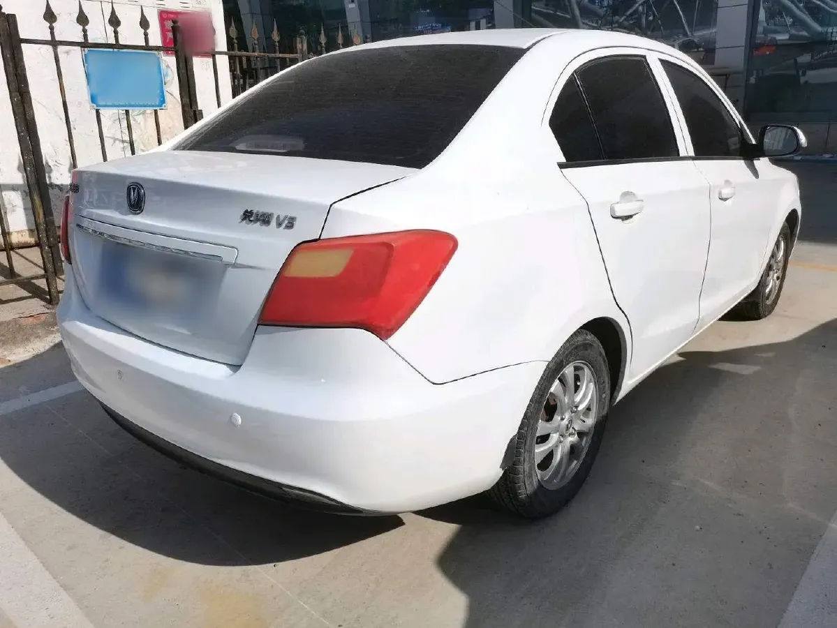 2012 ChangAn Alsvin V3 1.3L 94HP L4 5MT,autocango,china used car exporter,china ev exporter,chinese used car exporter,chinese used ev exporter
