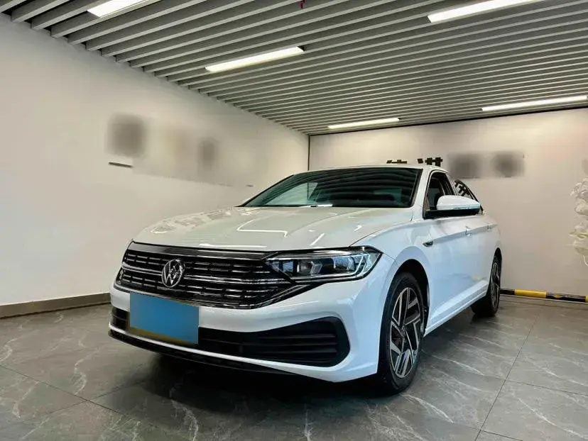 2023 Volkswagen Sagitar 1.5T 160HP L4 7DCT